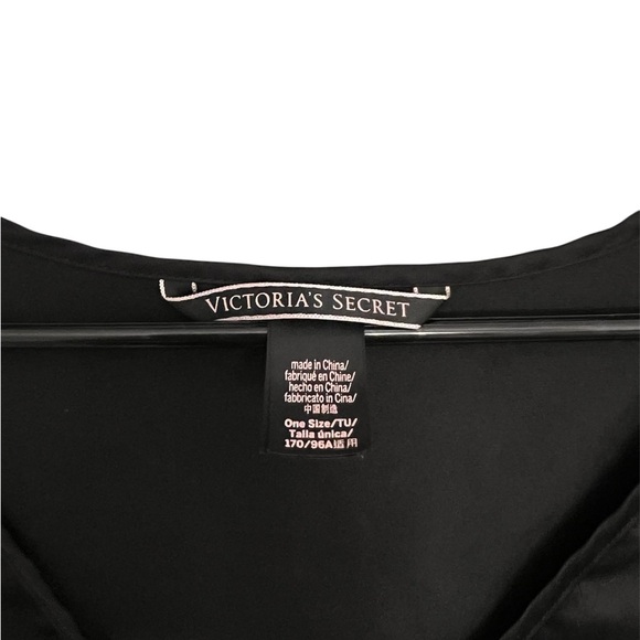 Victoria's Secret Black‎ Satin Robe - Picture 2 of 4